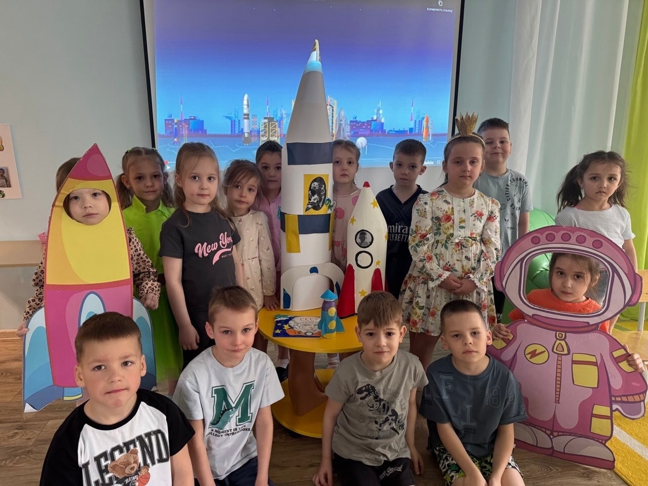 День космонавтики